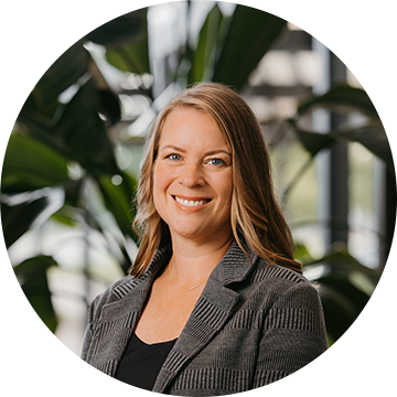 Photo of Dr. Sarah Carlson