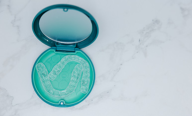 Storing your clear aligners